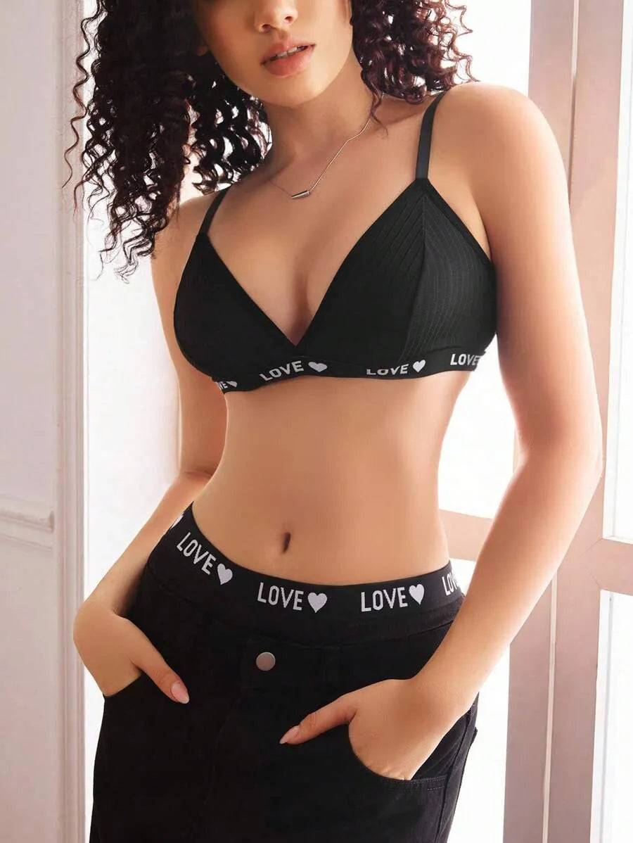 Women’s Casual Underwear Bra with Letter & Heart Pattern – Comfortable, Stylish Everyday Lingerie